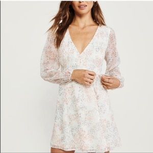 Abercrombie Chiffon Wrap Dress Size Medium